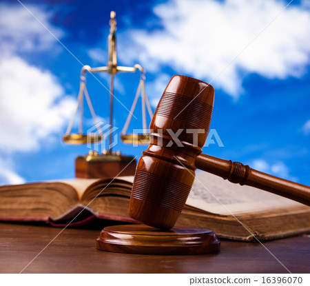 Judge gavel, ambient light vivid theme 16396070