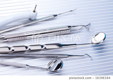 Dental tools, bright colorful tone concept Dental tools, bright colorful tone concept 16396384