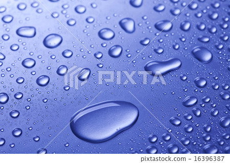 Background with ice cubes, cold and fresh concept Background with ice cubes, cold and fresh concept 16396387