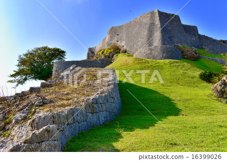 Katsurena Castle Ruins 16399026