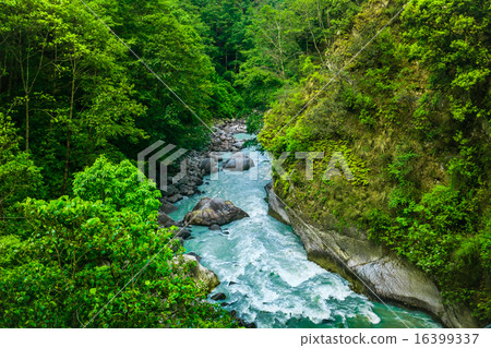 river from everest trek 16399337