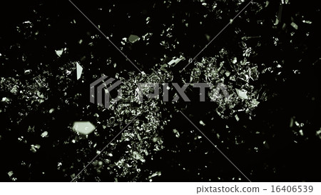 Small Pieces of splitted or cracked glass on black 16406539