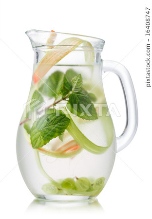 Rhubarb lemonade Rhubarb lemonade 16408747