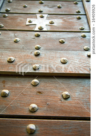 cross lombardy   arsago seprio abstract  blur 16409926