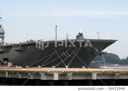 分配到橫須賀的巨型護衛艦“出雲”的入口風景 16415046