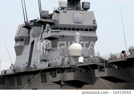 分配到橫須賀的巨型護衛艦“出雲”的入口風景 16415050