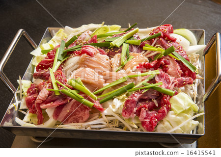 Stir-frying pan Stir-frying pan 16415541