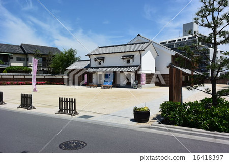 Funato Shinkawa cherry blossom pavilion 16418397