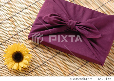 Wrapping cloth (gifts) Wrapping cloth (gifts) 16420136