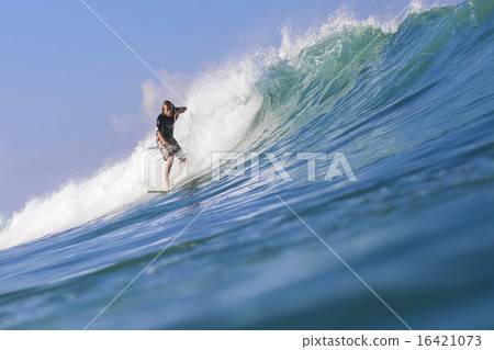 Surfing a wave 16421073