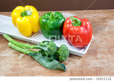 broccoli and bell pepper fresh yellow red green 16421118