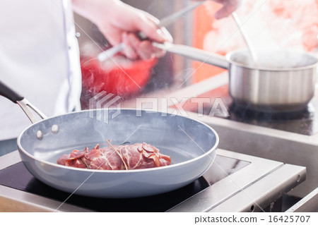 chef at work chef at work 16425707