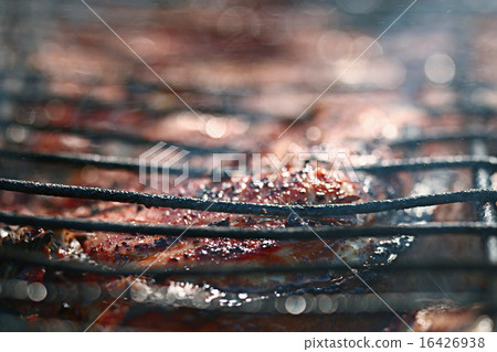 grilled meat skewers, barbecue grilled meat skewers, barbecue 16426938
