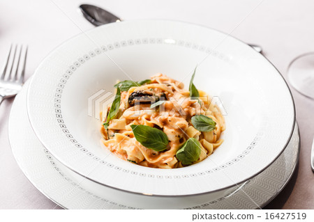 seafood pasta seafood pasta 16427519