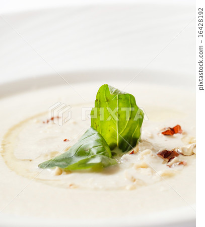 cream soup 16428192
