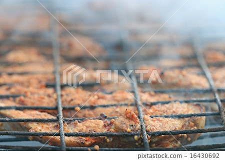 grilled meat skewers, barbecue grilled meat skewers, barbecue 16430692