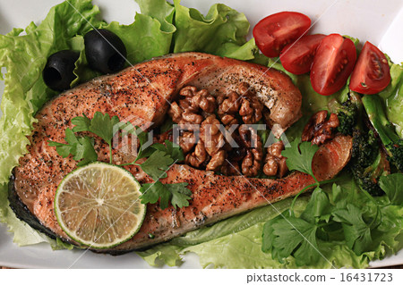 grilled salmon with salad and nuts grilled salmon with salad and nuts 16431723