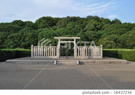 Nakizuyama Kofun的地方 16437256