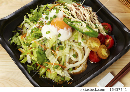 沙拉烏冬面 沙拉烏冬面 16437541