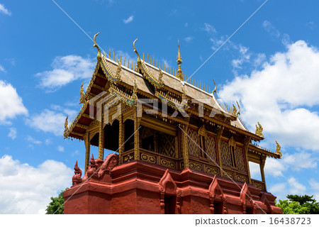 Wat Phra That Hariphunchai  16438723
