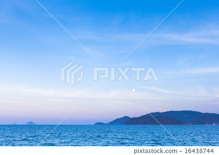 Full moon rises over Nha Trang beach Full moon rises over Nha Trang beach 16438744