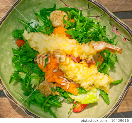 fresh Japanese tempura shrimps with salad fresh Japanese tempura shrimps with salad 16439616