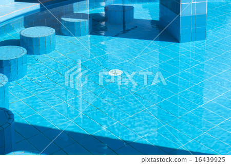 water in swimming pool 16439925