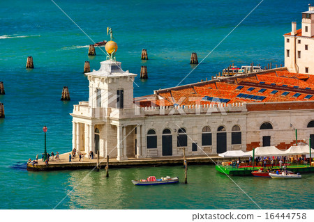 Dogana di Mare, Venice, Italia 16444758