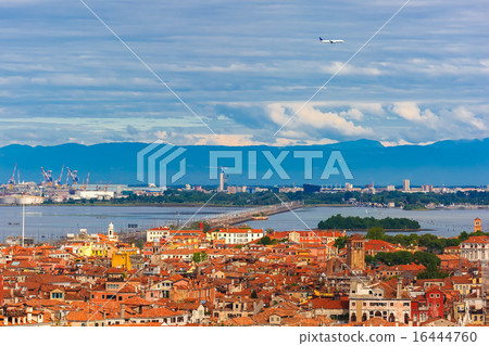Bridge between the island and Venice Mestre, Italy 16444760
