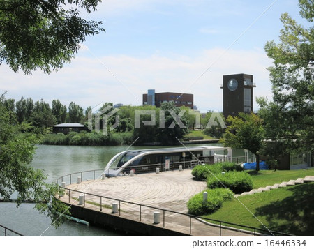 美麗的財富岩石運河水公園 16446334