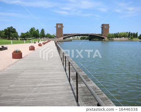 美麗的財富岩石運河水公園 美麗的財富岩石運河水公園 16446338