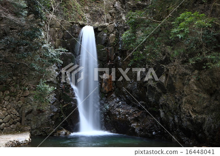 Ikiga瀑布 Ikiga瀑布 16448041