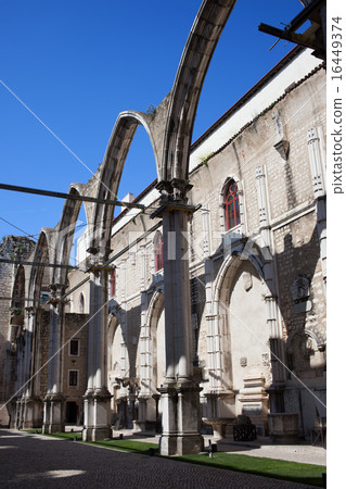 Ruins of Carmo Convent in Lisbon 16449374