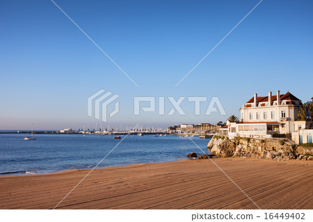 Beach in Cascais at Sunrise 16449402