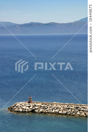 Red lighthouse 16449675