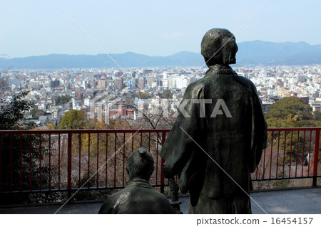 Shrine of Kyoto Shikiyama Kokoku Shrine Ryoma Sakamoto · Shintaro Nakaoka Shrine of Kyoto Shikiyama Kokoku Shrine Ryoma Sakamoto · Shintaro Nakaoka 16454157