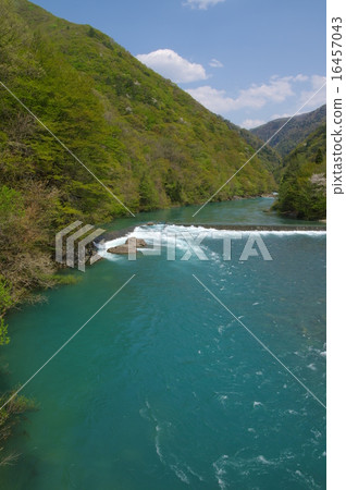 Birthplace valley 16457043