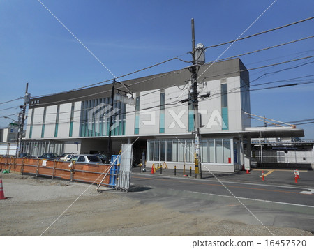 South entrance of Hashima Station 16457520