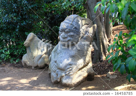 Monkey stone Monkey stone 16458785