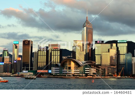 Night view of Hong Kong 16460481