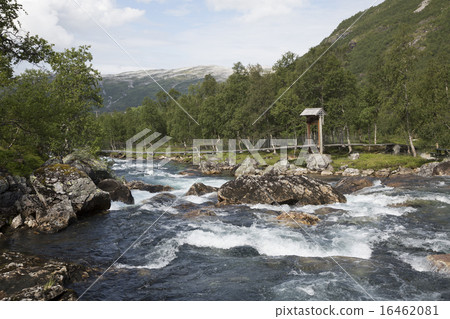 Kleivelvi river in Raundalen valley (Norway) Kleivelvi river in Raundalen valley (Norway) 16462081
