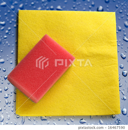 Duster and sponge Duster and sponge 16467590