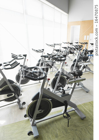 Sports club 16470875