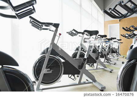 Sports club 16470876