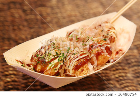Takoyaki 16480754