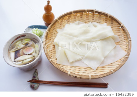 群馬縣特產杜松子酒烏冬面 群馬縣特產杜松子酒烏冬面 16482399