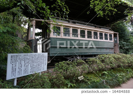 Chinchin火車（日本最古老的火車在京都平安神社Minami Shinen展出） 16484888