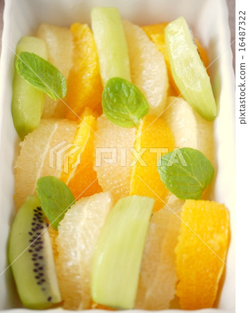 醃製柑橘類水果（高角度） 16487322