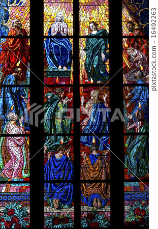 stained window 16492263