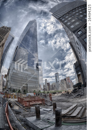 people near freedom tower and 9/11 16494325